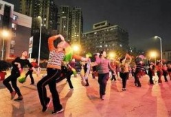 广场舞戴胸罩的爆料视频,揭秘背后真相与争议